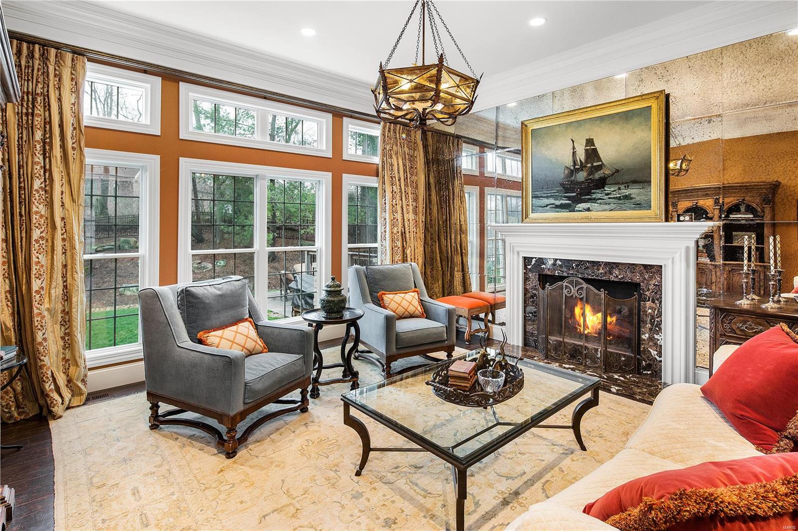 Ladue Manor - Residential