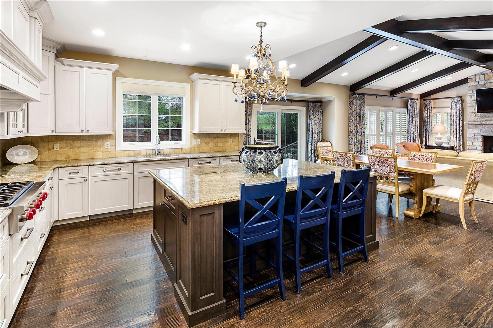 Ladue Manor - Residential