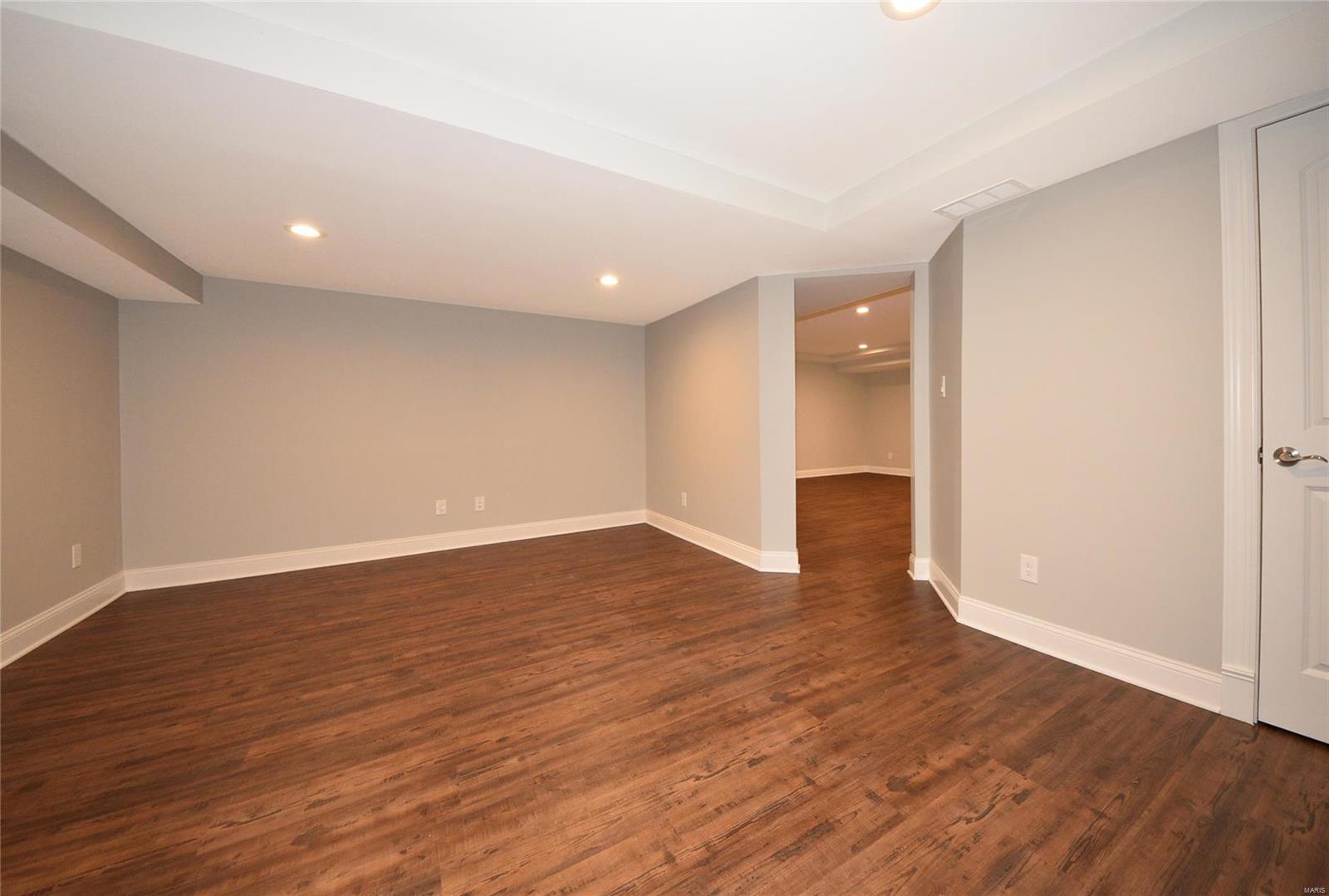 Ladue Aire Estate - Residential