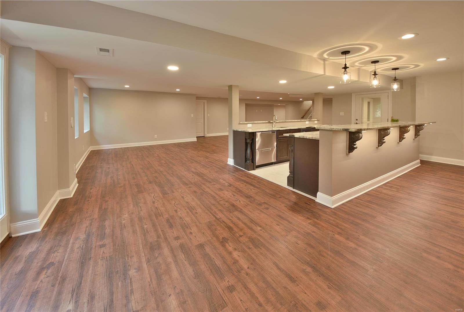 Ladue Aire Estate - Residential