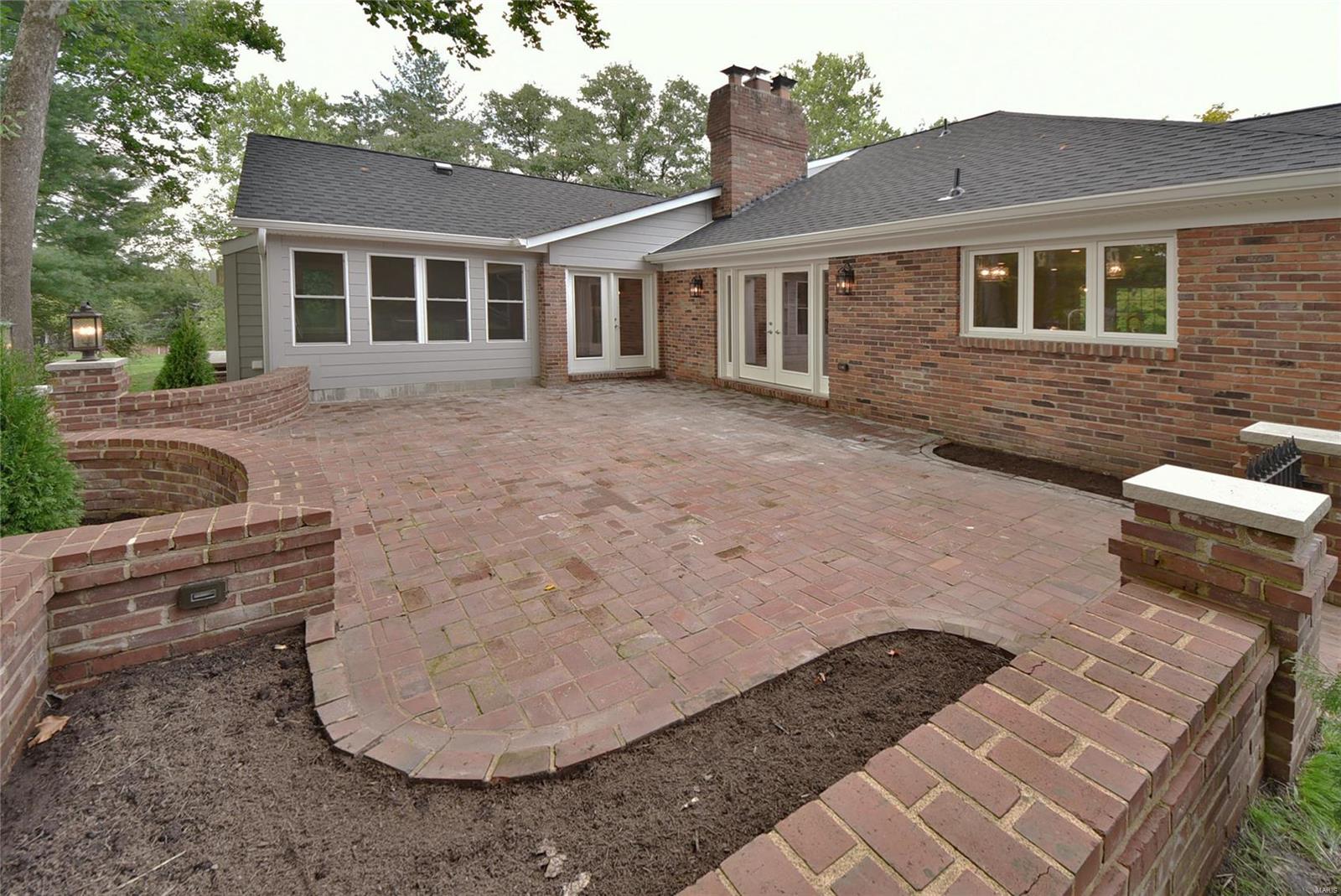 Ladue Aire Estate - Residential