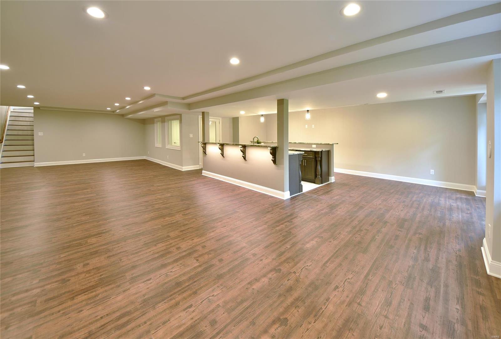 Ladue Aire Estate - Residential