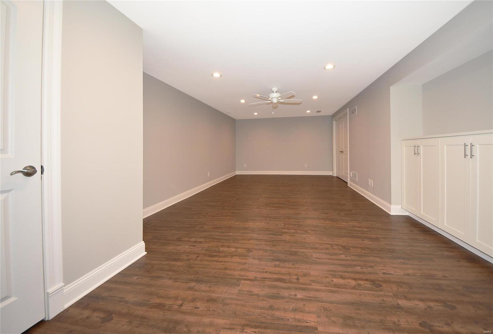 Ladue Aire Estate - Residential