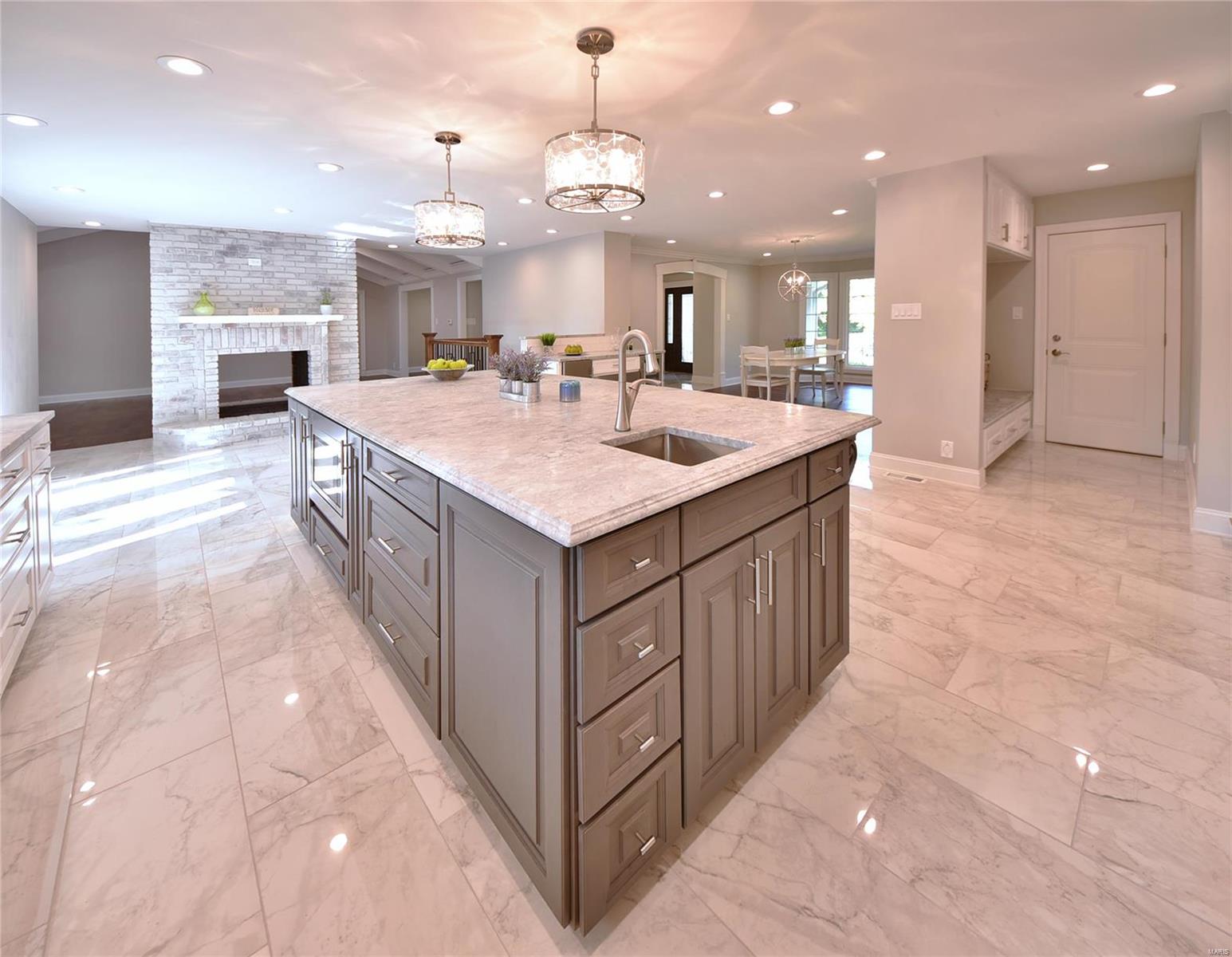 Ladue Aire Estate - Residential