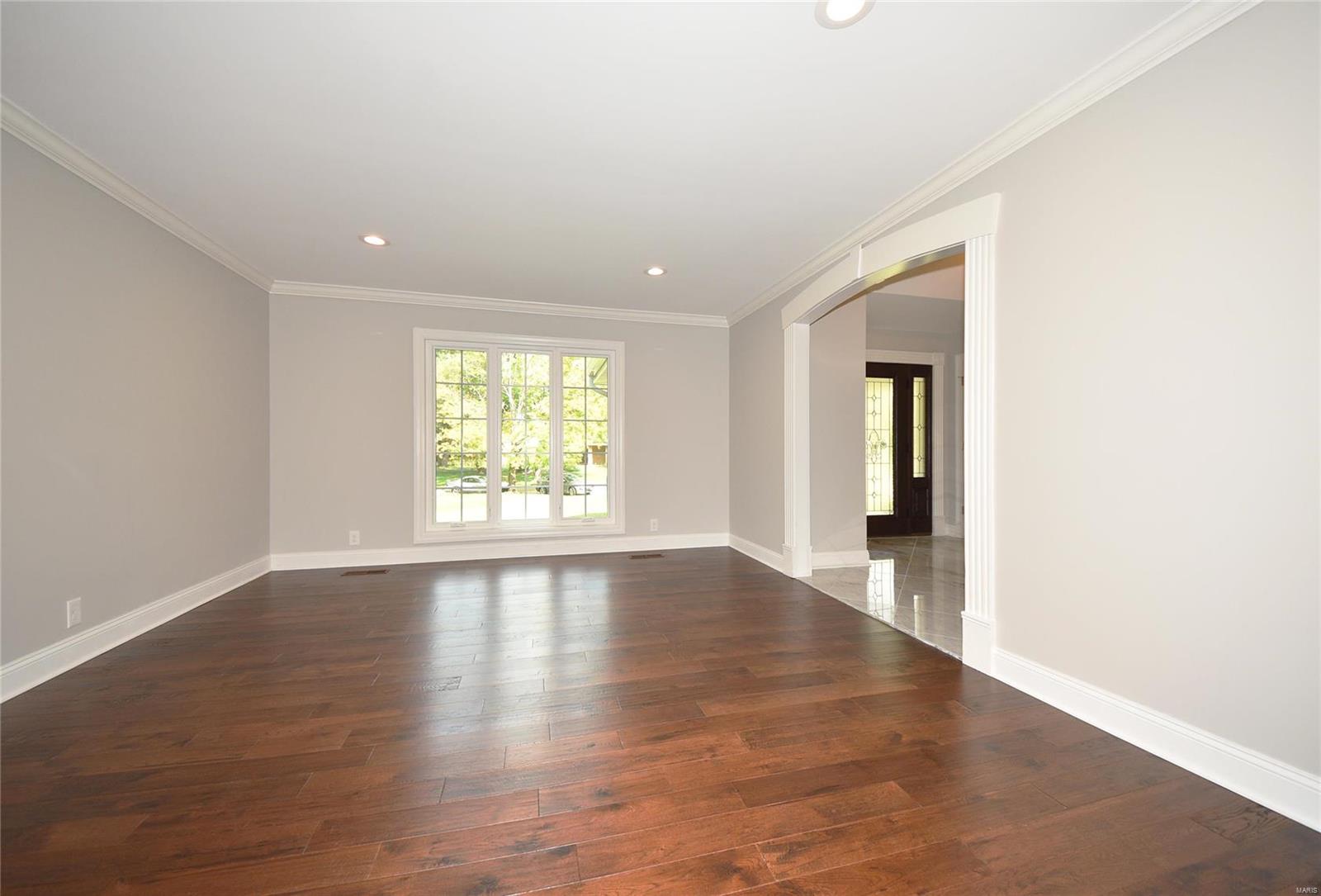 Ladue Aire Estate - Residential