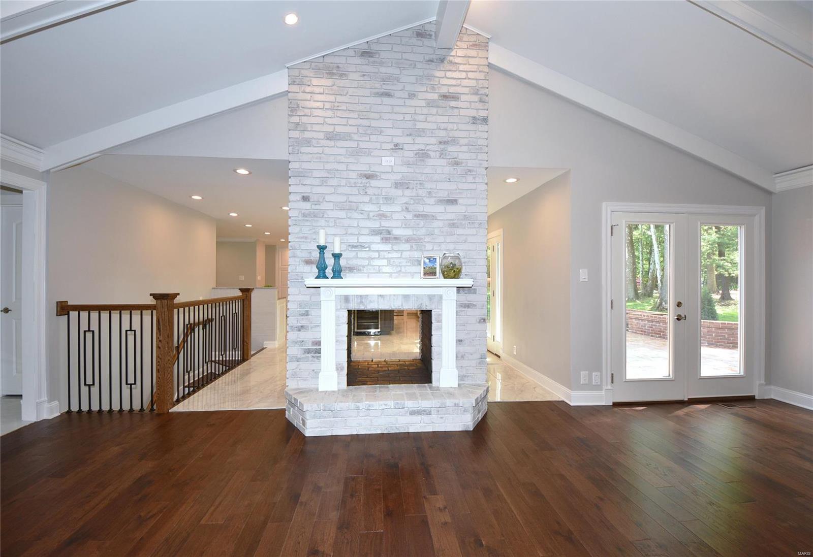 Ladue Aire Estate - Residential