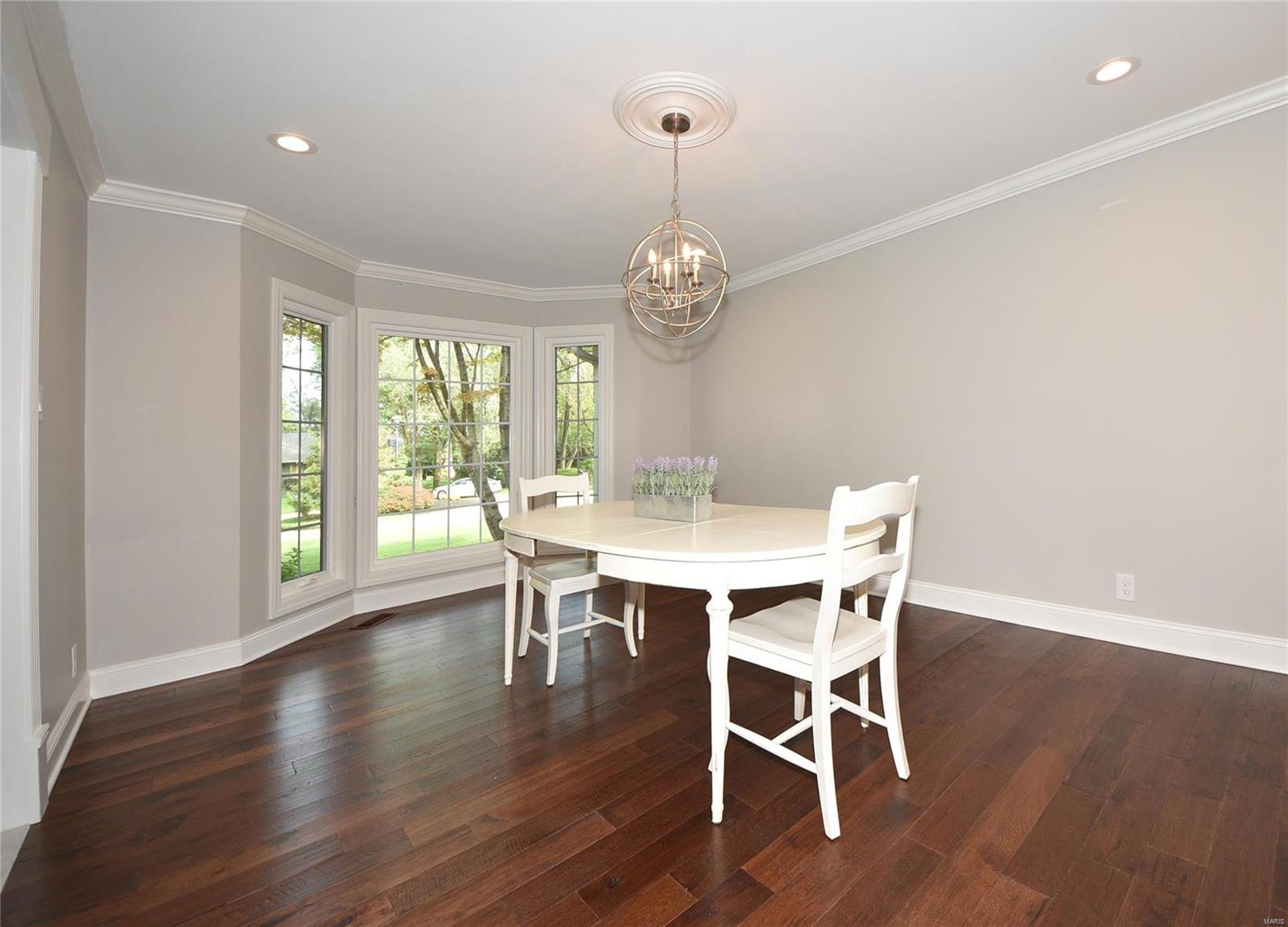 Ladue Aire Estate - Residential