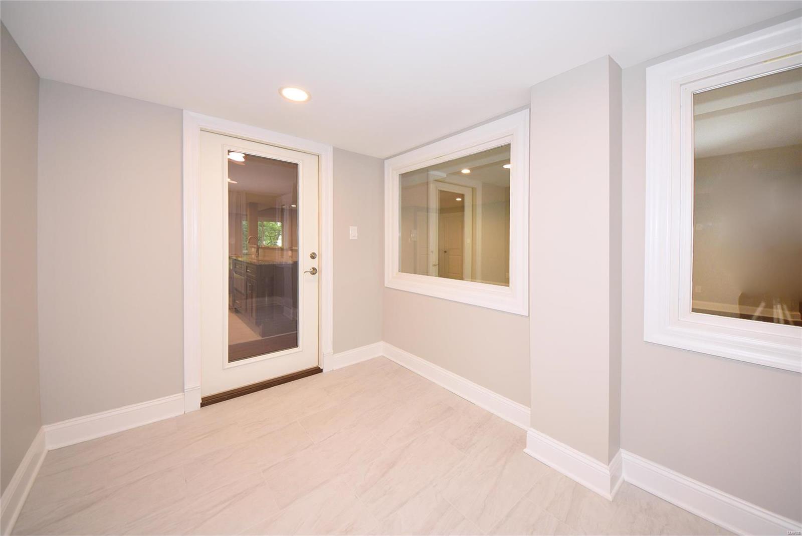 Ladue Aire Estate - Residential