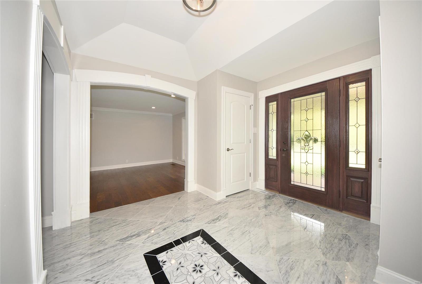 Ladue Aire Estate - Residential