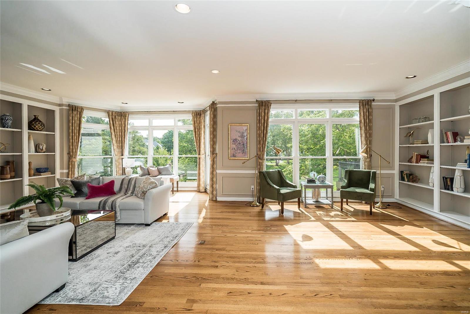 Kings Cove - Residential