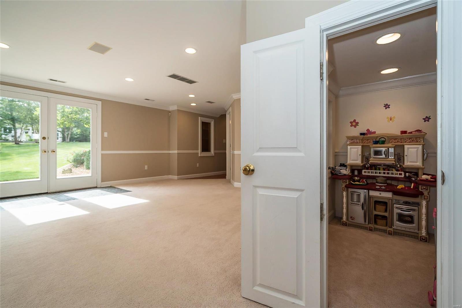 Kings Cove - Residential