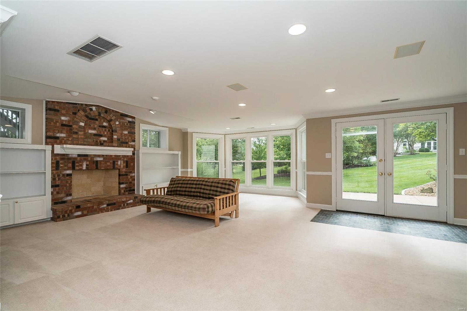 Kings Cove - Residential