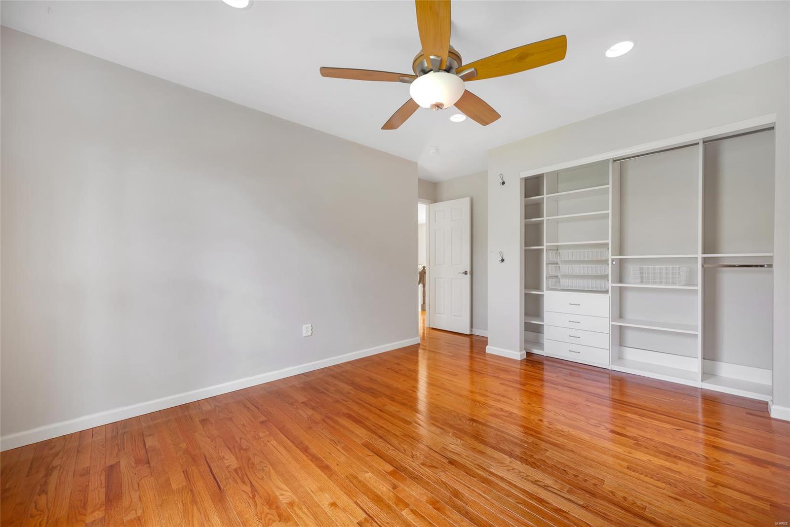 Wildwood, Missouri 63038, United States, 4 Bedrooms Bedrooms, ,4 BathroomsBathrooms,Residential,Pending,112406