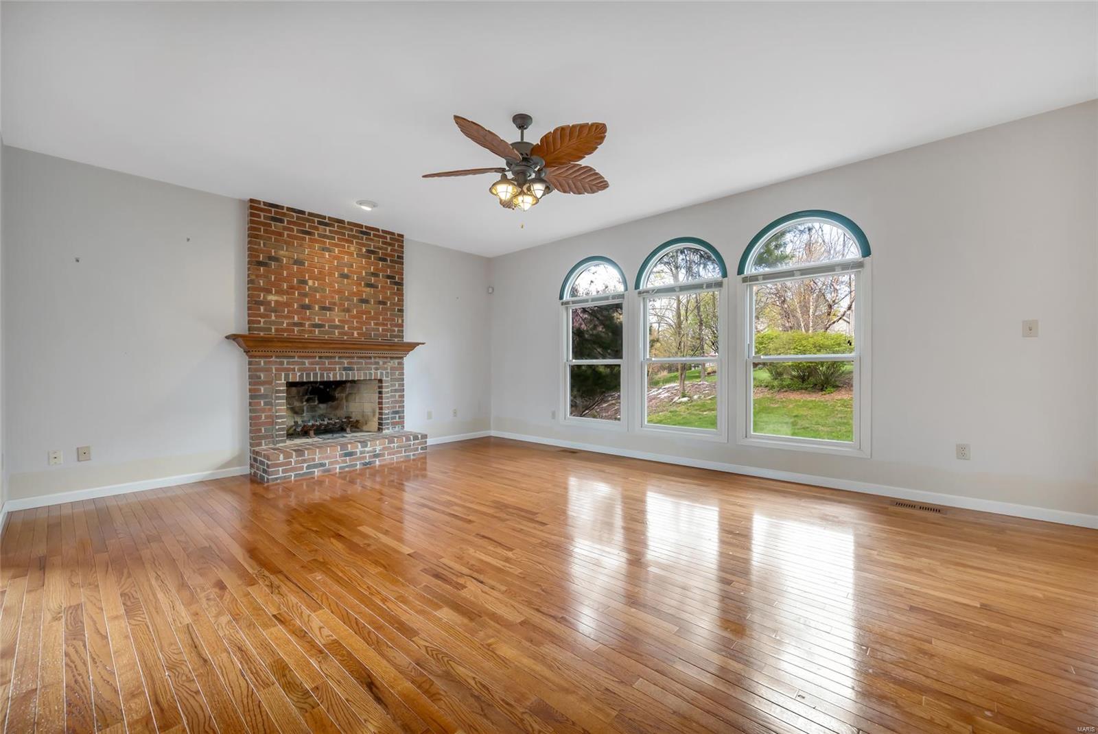 Wildwood, Missouri 63038, United States, 4 Bedrooms Bedrooms, ,4 BathroomsBathrooms,Residential,Pending,112406