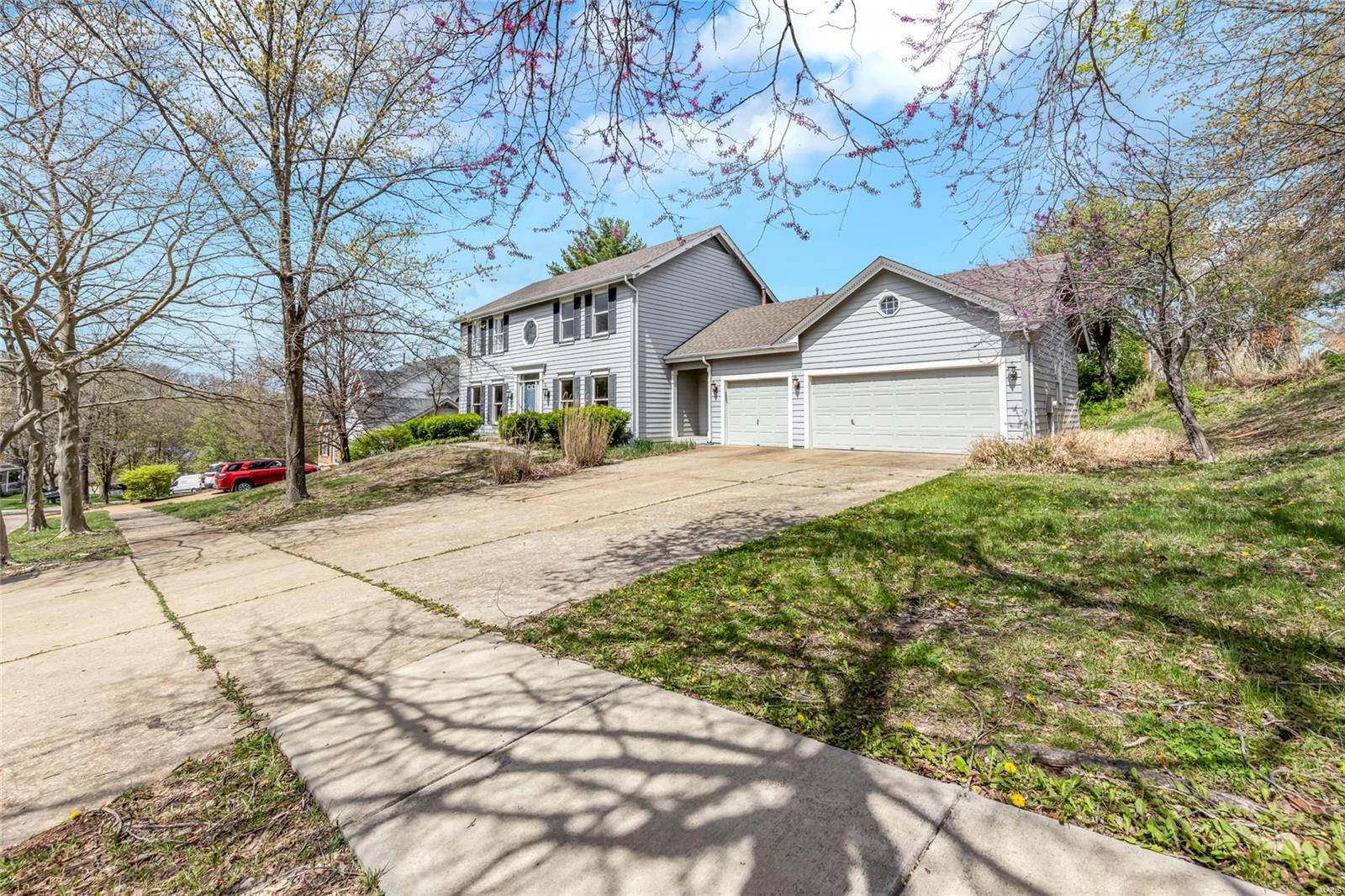 Wildwood, Missouri 63038, United States, 4 Bedrooms Bedrooms, ,4 BathroomsBathrooms,Residential,Pending,112406