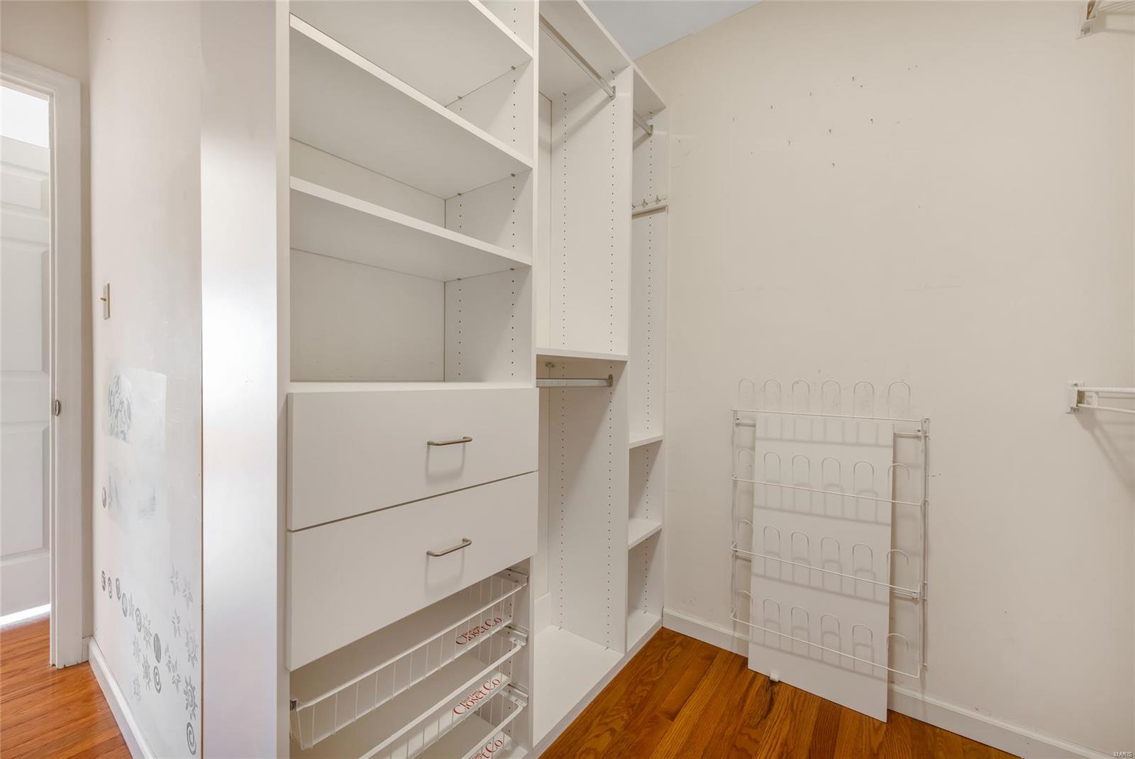 Wildwood, Missouri 63038, United States, 4 Bedrooms Bedrooms, ,4 BathroomsBathrooms,Residential,Pending,112406