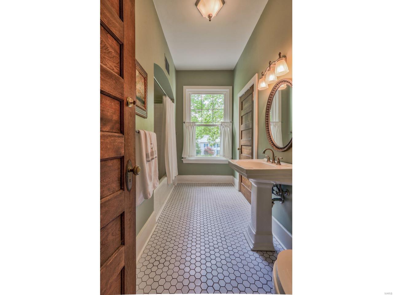 Alfred Lee - Residential