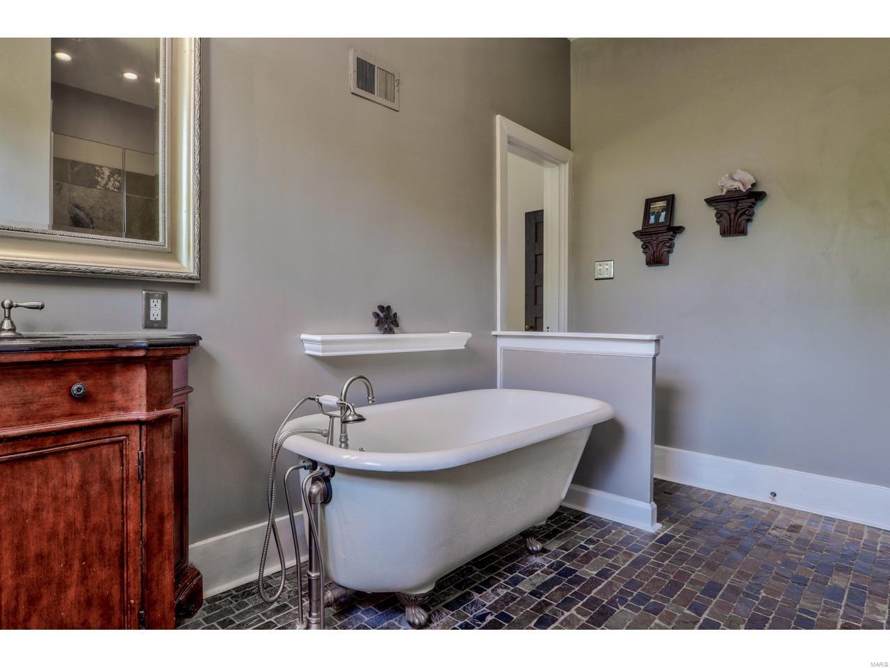 Alfred Lee - Residential