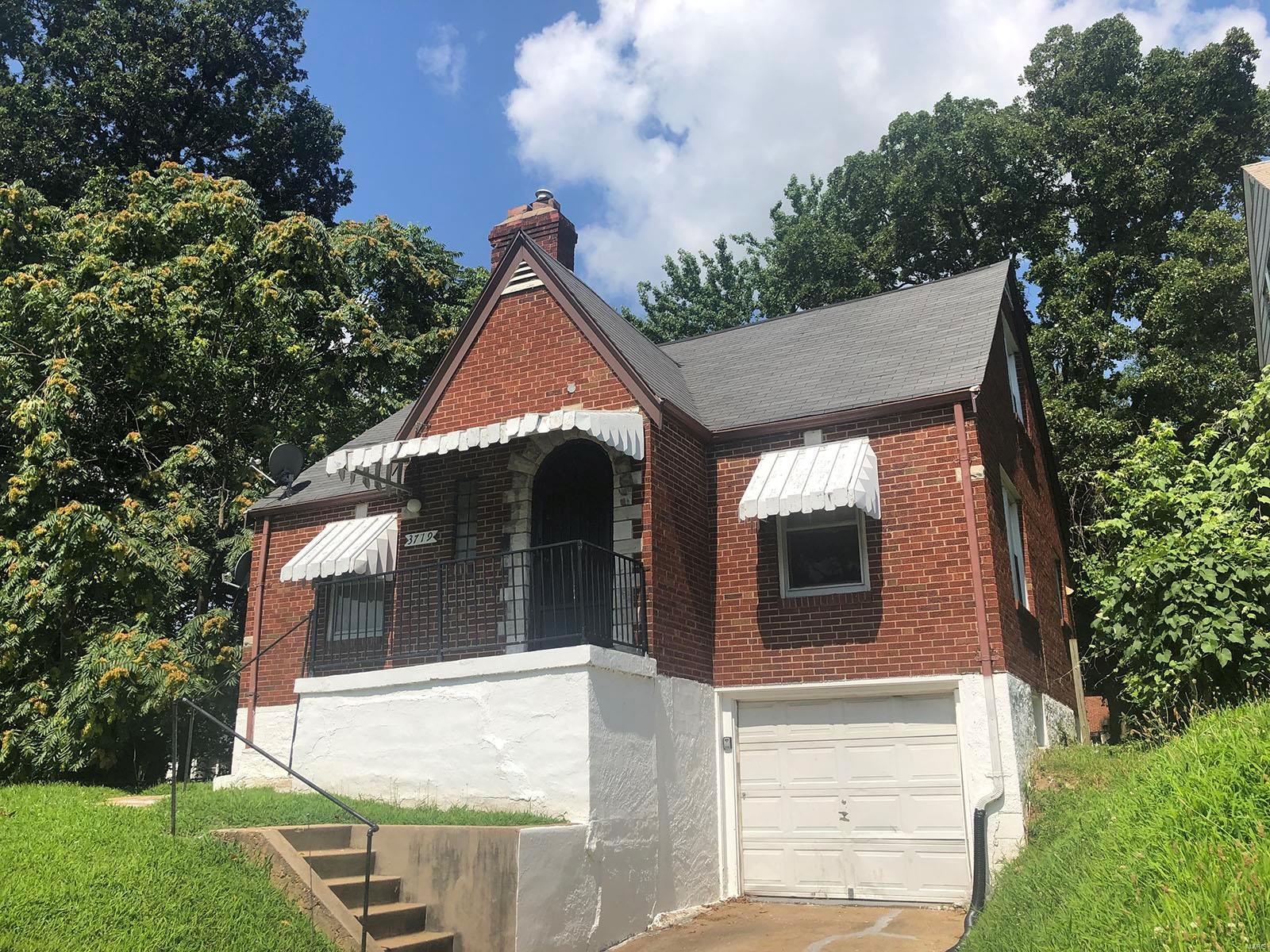 Arbor Terrace - Residential