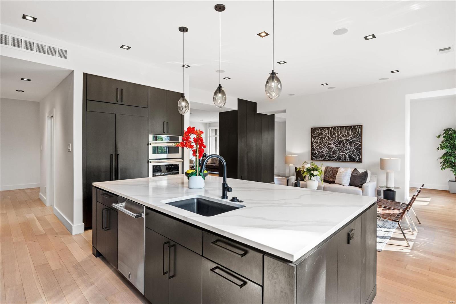 Pershing Place - Residential