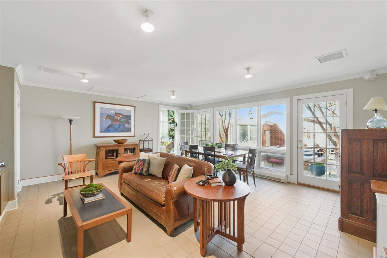 418 W Jackson Road