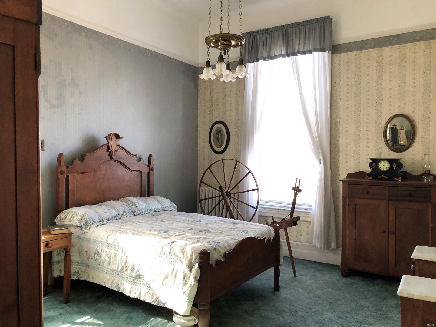 Lafayette Square - Residential