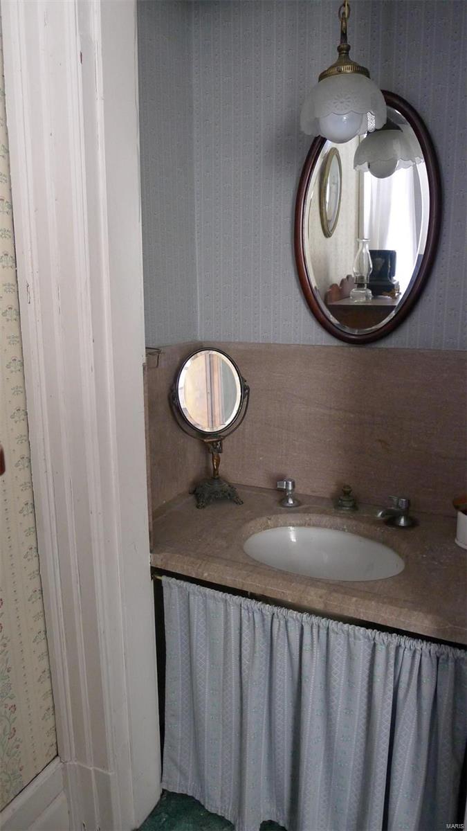 Lafayette Square - Residential