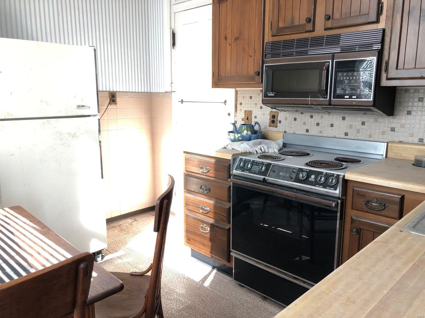 Lafayette Square - Residential