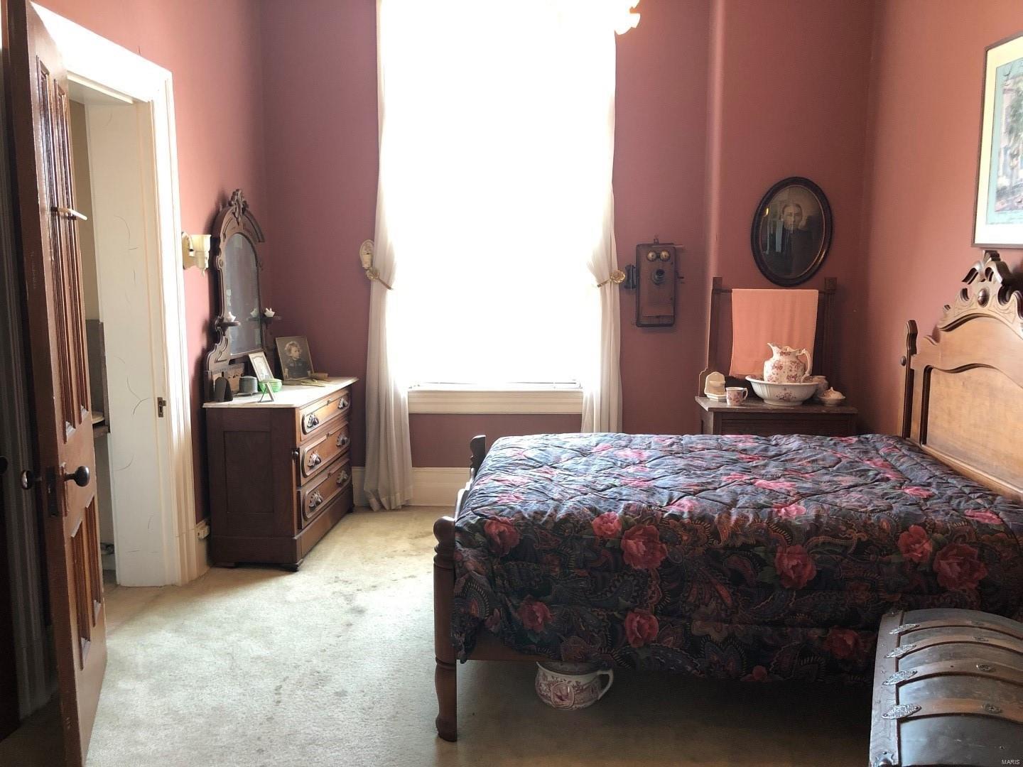 Lafayette Square - Residential