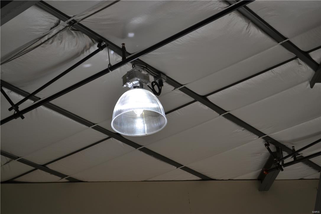 Autozone Sub - Commercial Sale