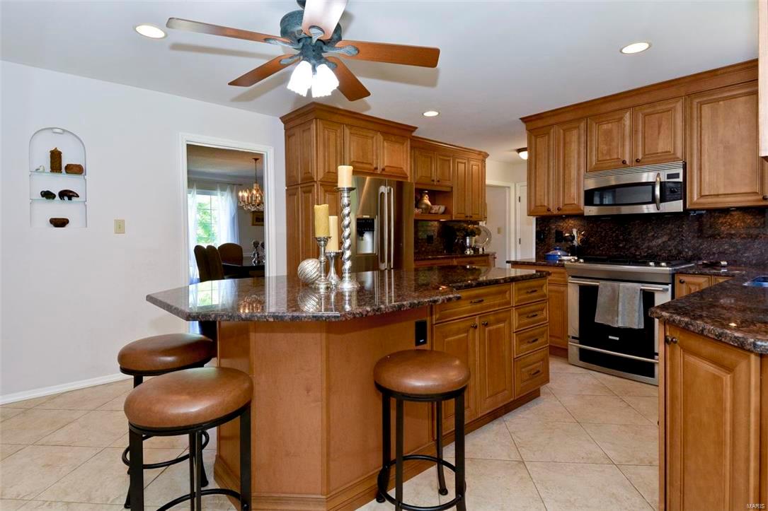 Royal Acres 5 - Residential