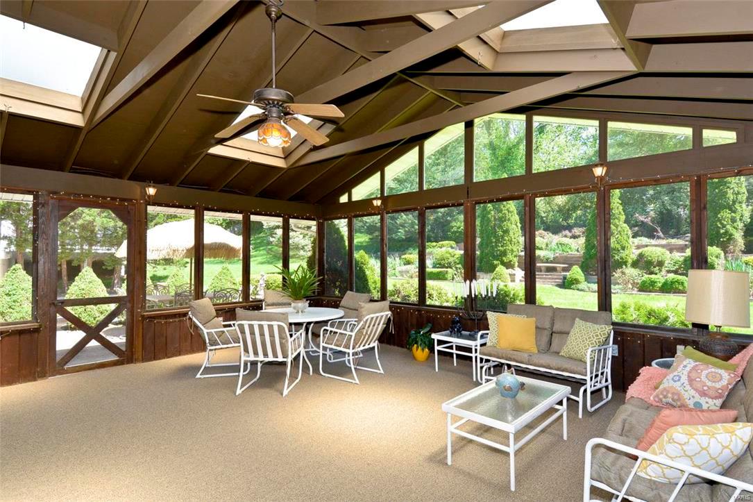 Royal Acres 5 - Residential