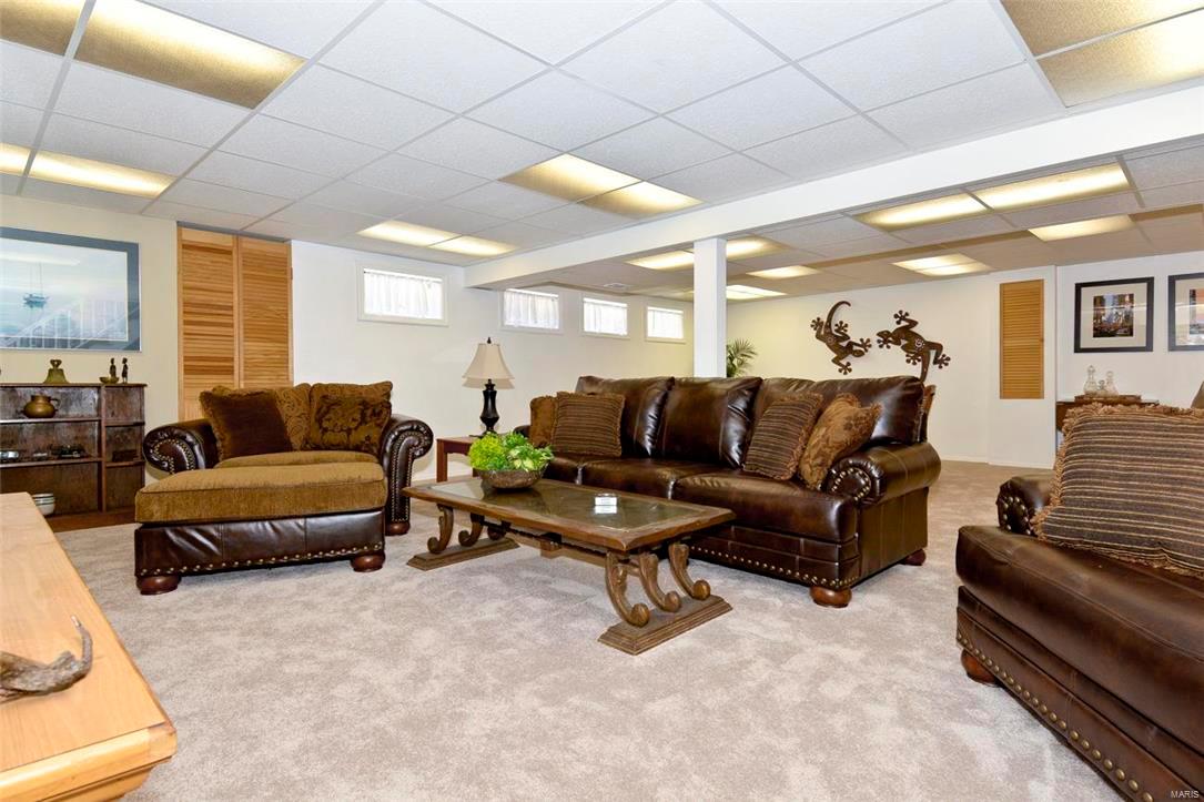 Royal Acres 5 - Residential