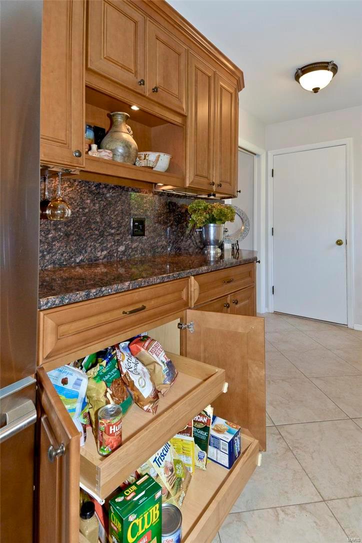 Royal Acres 5 - Residential