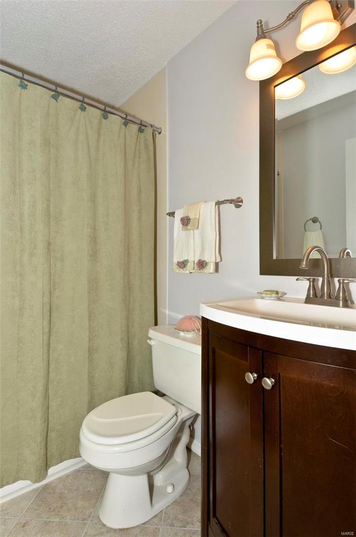 Royal Acres 5 - Residential