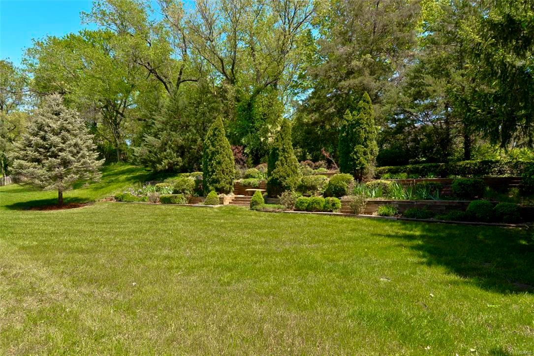 Royal Acres 5 - Residential