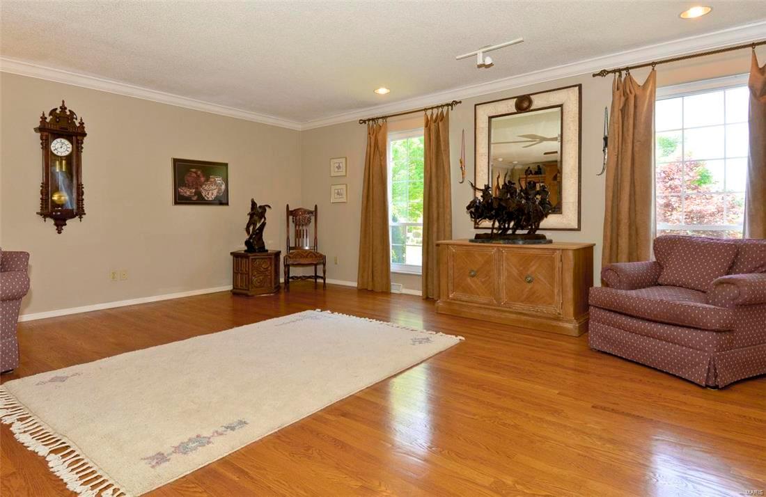 Royal Acres 5 - Residential