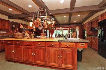 RIDGEWOOD - Residential