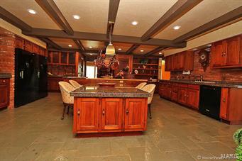 RIDGEWOOD - Residential