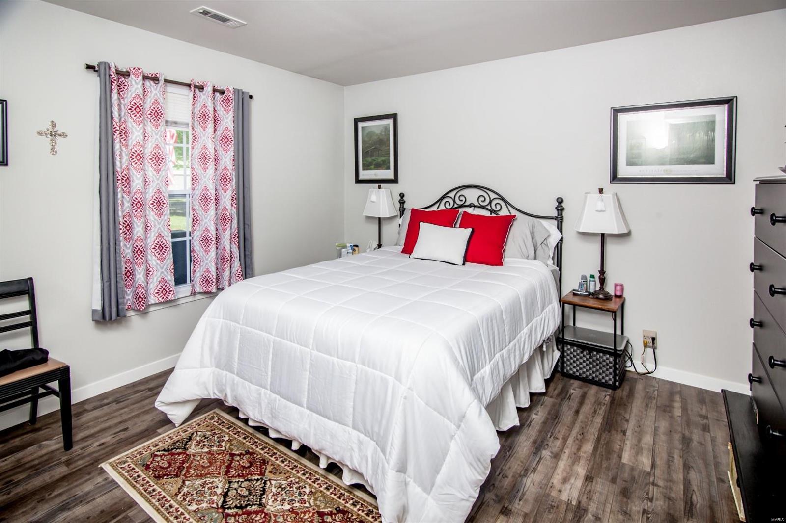 Lakeside Landing - Residential Income