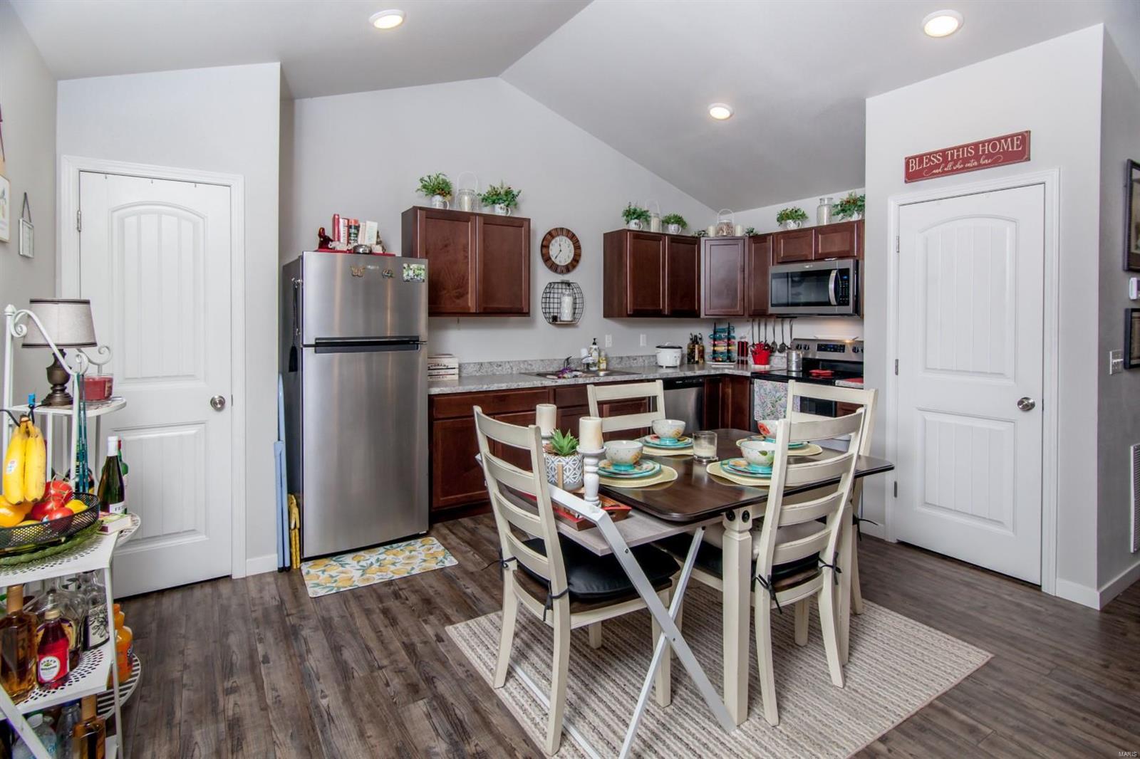 Lakeside Landing - Residential Income