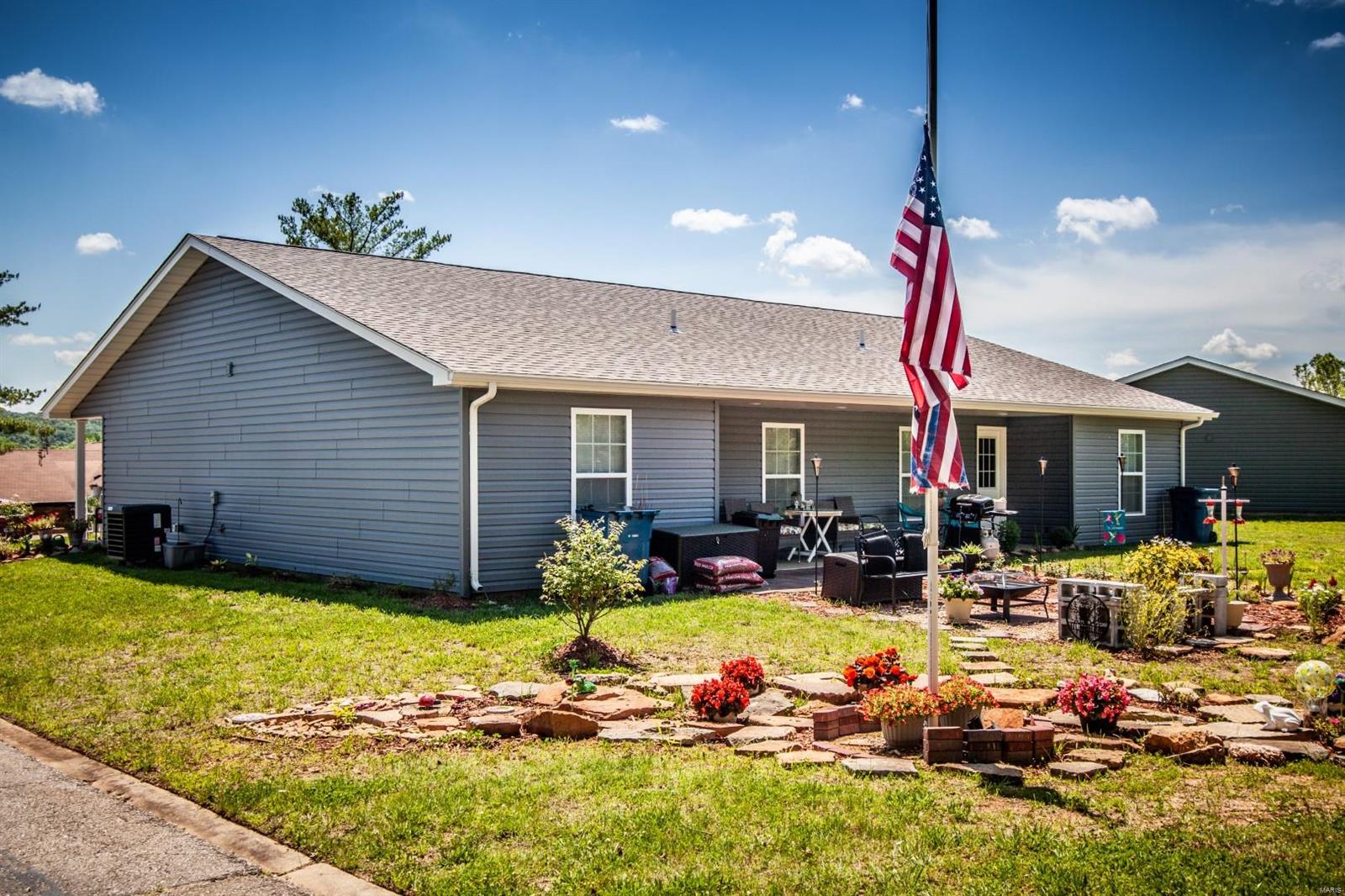 Lakeside Landing - Residential Income