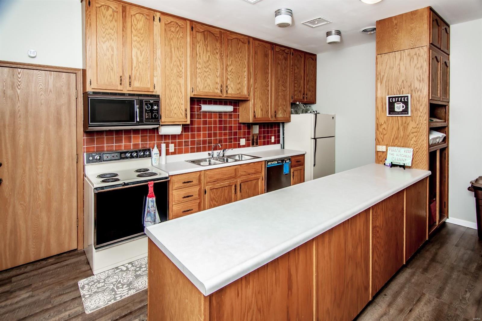 Lakeside Landing - Residential Income