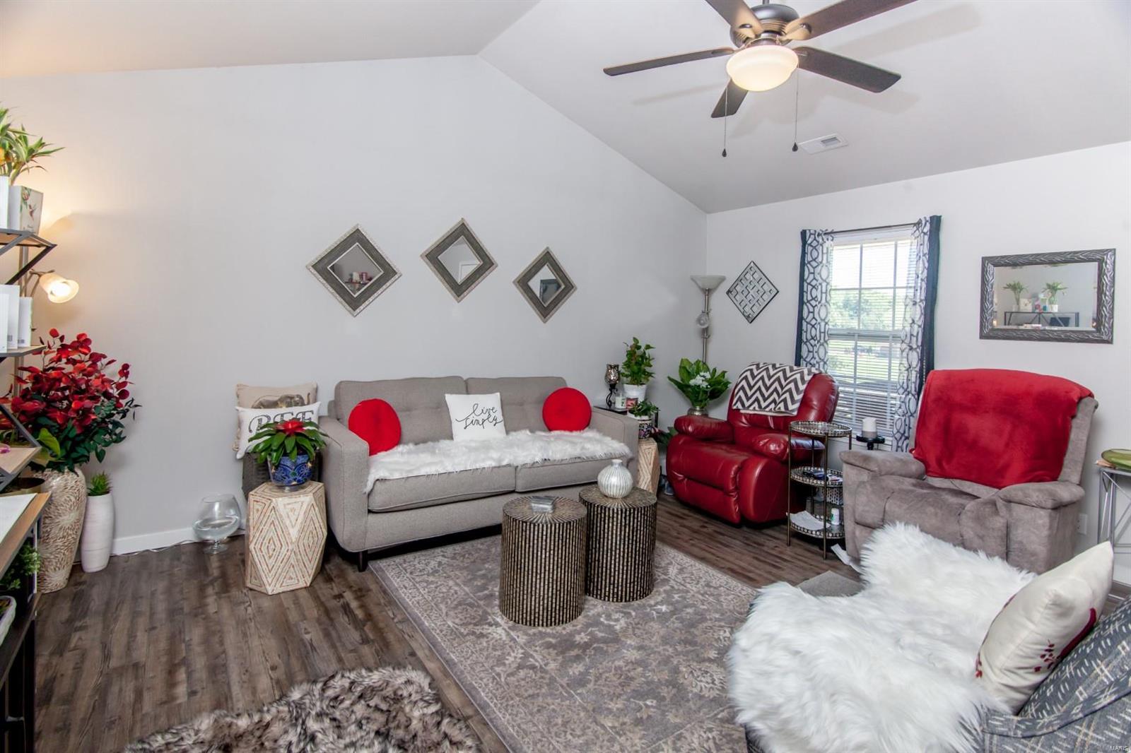 Lakeside Landing - Residential Income