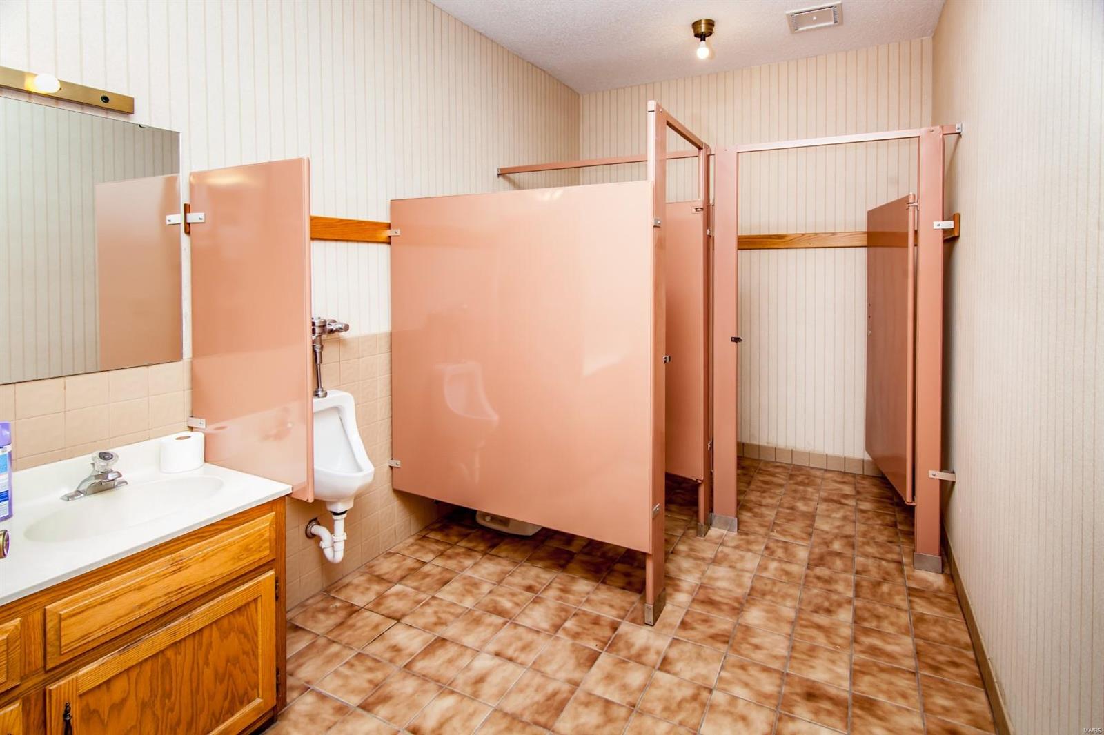 Lakeside Landing - Residential Income