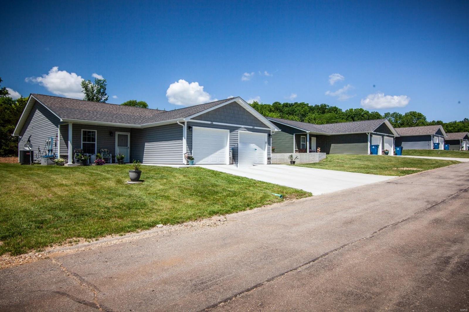 Lakeside Landing - Residential Income