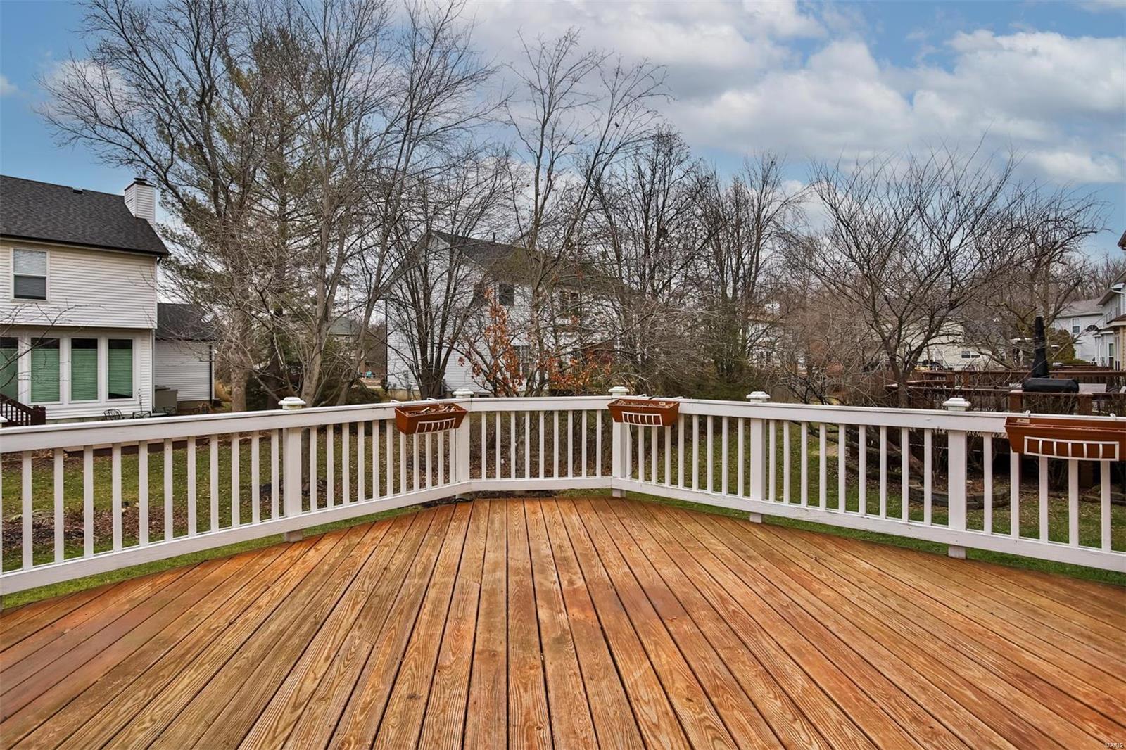 St Louis, Missouri 63122, United States, 4 Bedrooms Bedrooms, ,3 BathroomsBathrooms,Residential,Pending,5917