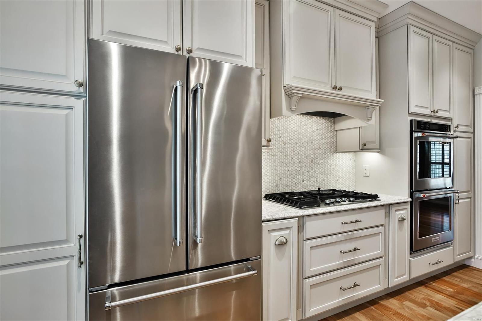 St Louis, Missouri 63122, United States, 4 Bedrooms Bedrooms, ,3 BathroomsBathrooms,Residential,Pending,5917