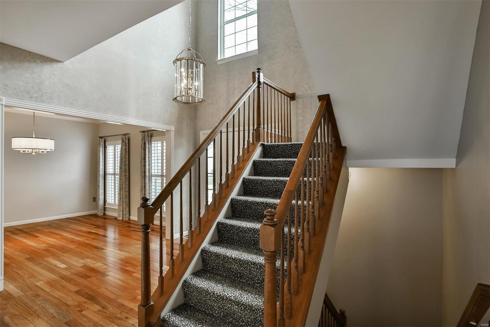 St Louis, Missouri 63122, United States, 4 Bedrooms Bedrooms, ,3 BathroomsBathrooms,Residential,Pending,5917