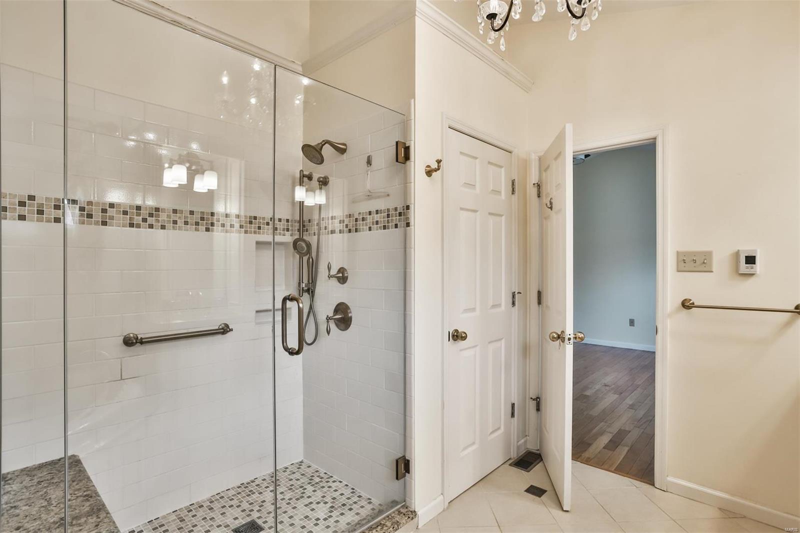 St Louis, Missouri 63122, United States, 4 Bedrooms Bedrooms, ,3 BathroomsBathrooms,Residential,Pending,5917